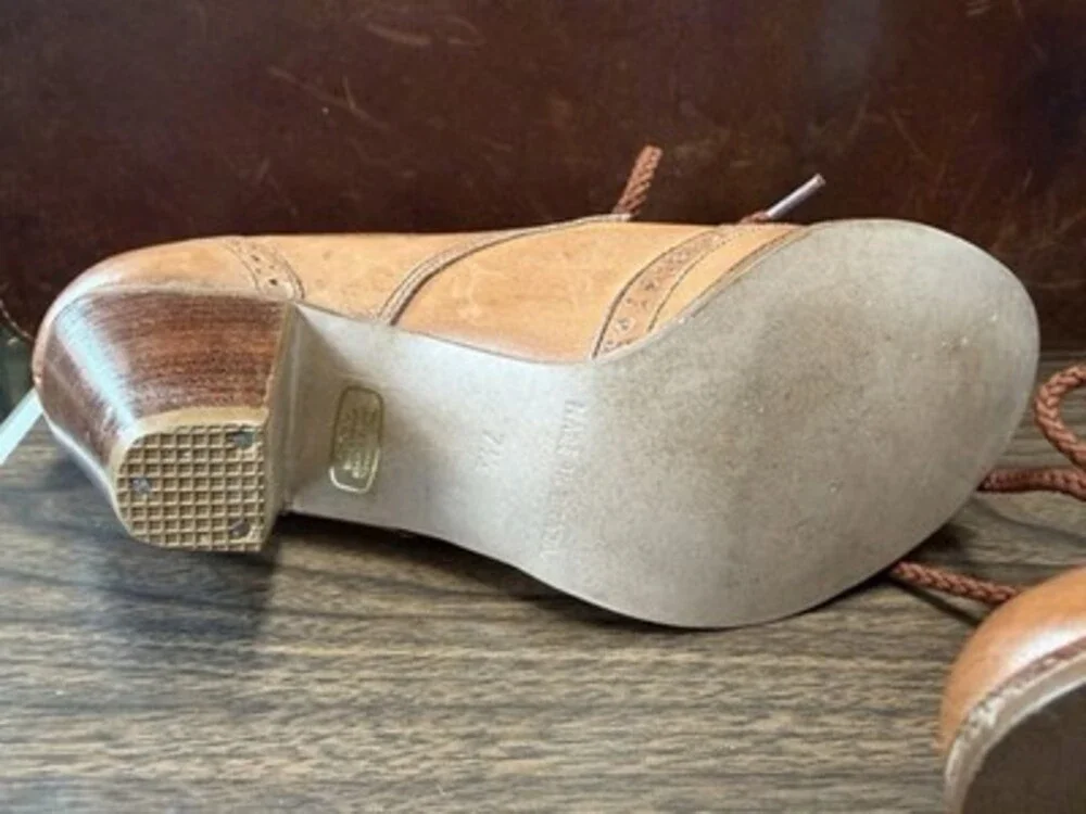 Vtg 70s Kiltie Oxford Heels Brown Leather Brogue Wingtip Grannycore 7.5B Brazil